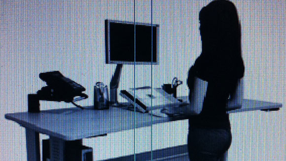 Đứng làm việc - xu hướng mới ảnh 1