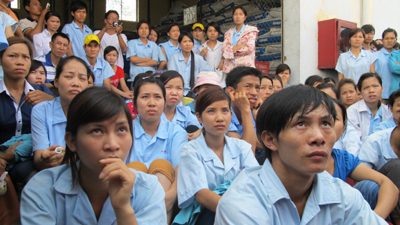 Đình công, nữ công nhân bị bảo vệ tông chết thảm ảnh 2