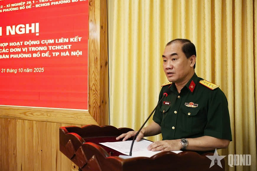 Đại tá Nguyễn Văn Tuấn, Phó Chủ nhiệm Chính trị Tổng cục Hậu cần - Kỹ thuật phát biểu chỉ đạo hội nghị