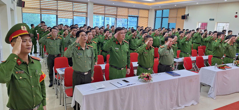 Cán bộ chiến sỹ Công an phường Ba Đình nỗ lực, quyết tâm thực hiện phong trào "Ba nhất"