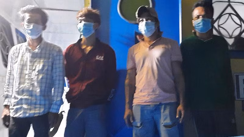 4 người nhập cảnh trái phép từ Campuchia sang Việt Nam bị bắt giữ (Ảnh: Zing)