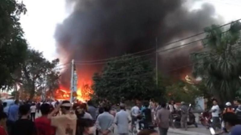 Hiện trường vụ cháy (Ảnh: Dân trí) Hiện trường vụ cháy (Ảnh: Dân trí)