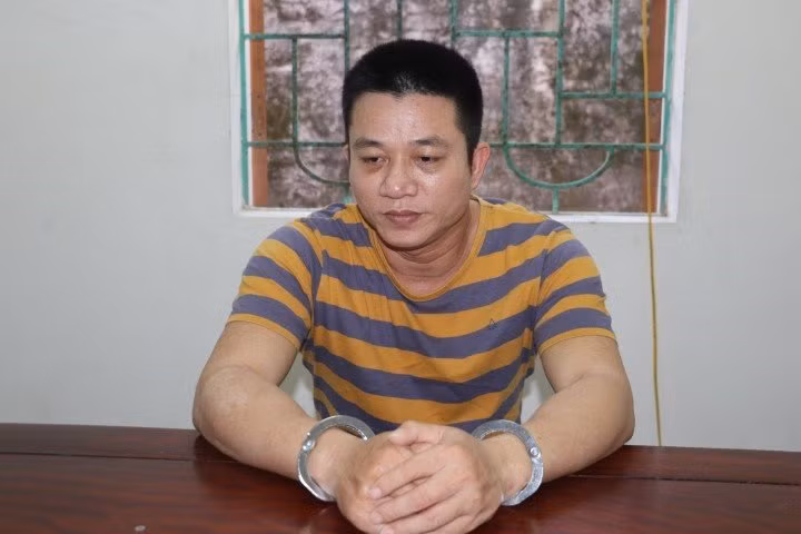 Nguyễn Ngọc Tú tại cơ quan công an