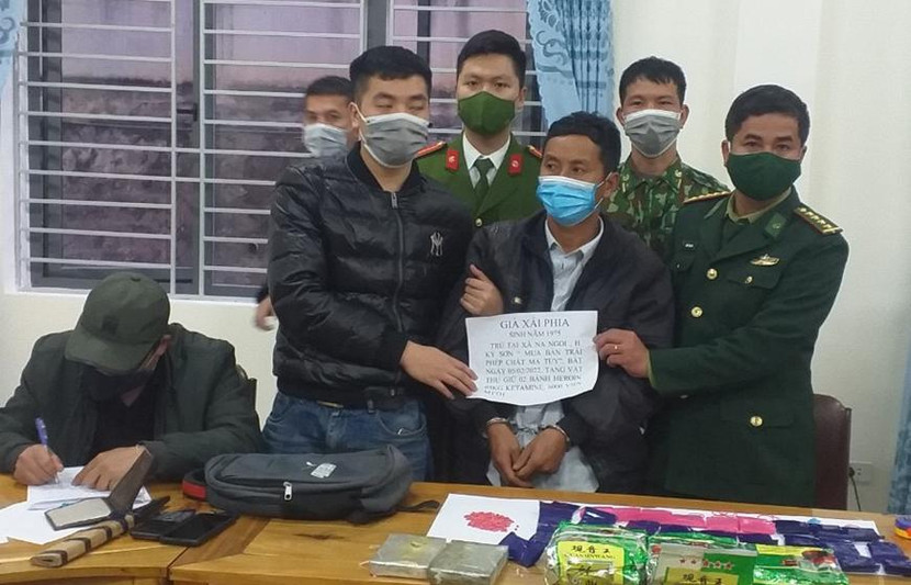 “Đánh” chuyến hàng lớn đầu năm, Già Xái Phia bị bắt cùng số lượng ma túy lớn