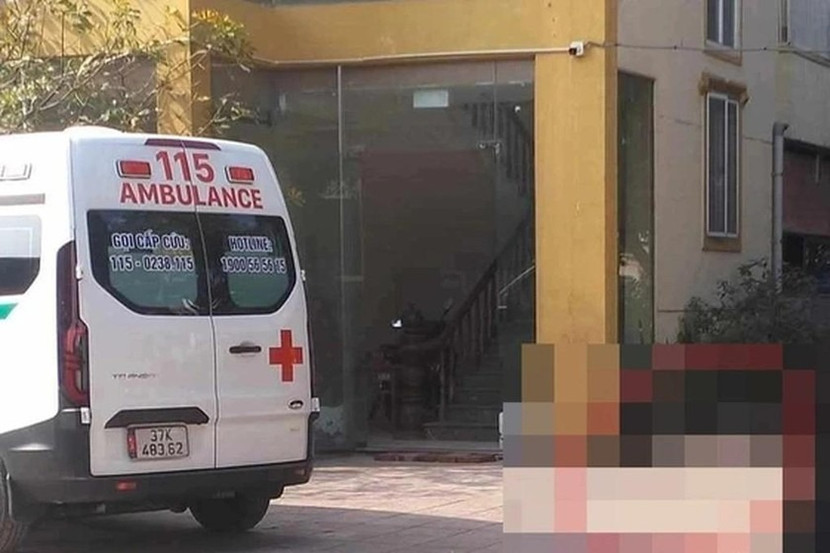 Hiện trường nơi người phụ nữ được phát hiện nằm bất tỉnh sau tiếng động lớn