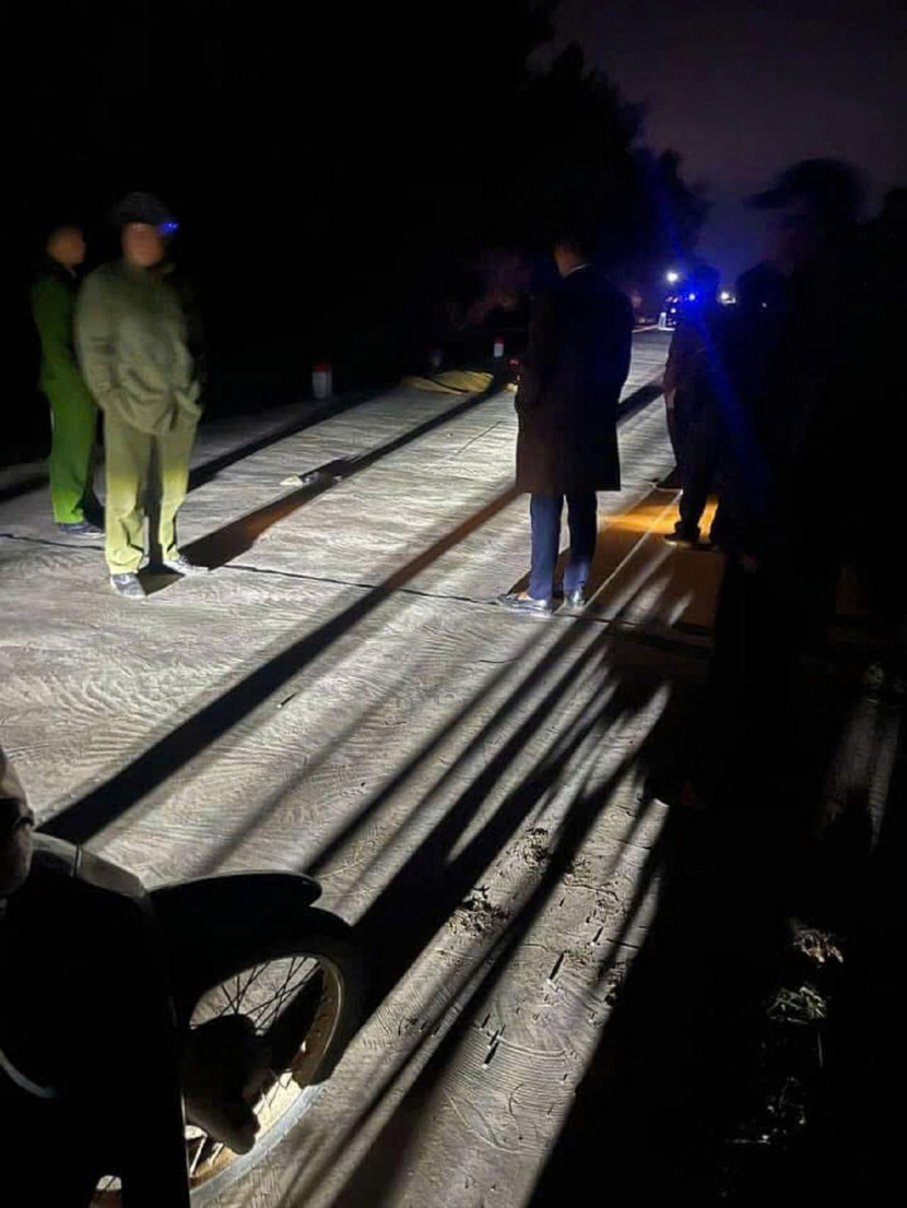 Đường đê ven biển, nơi xảy ra án mạng đau lòng vào tối ngày 27 Tết Đường đê ven biển, nơi xảy ra án mạng đau lòng vào tối ngày 27 Tết