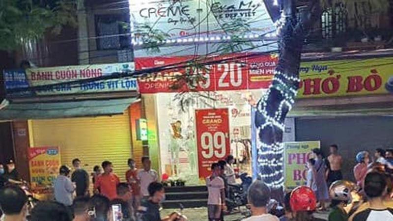 Hiện trường vụ án mạng (Ảnh: Zing) Hiện trường vụ án mạng (Ảnh: Zing)