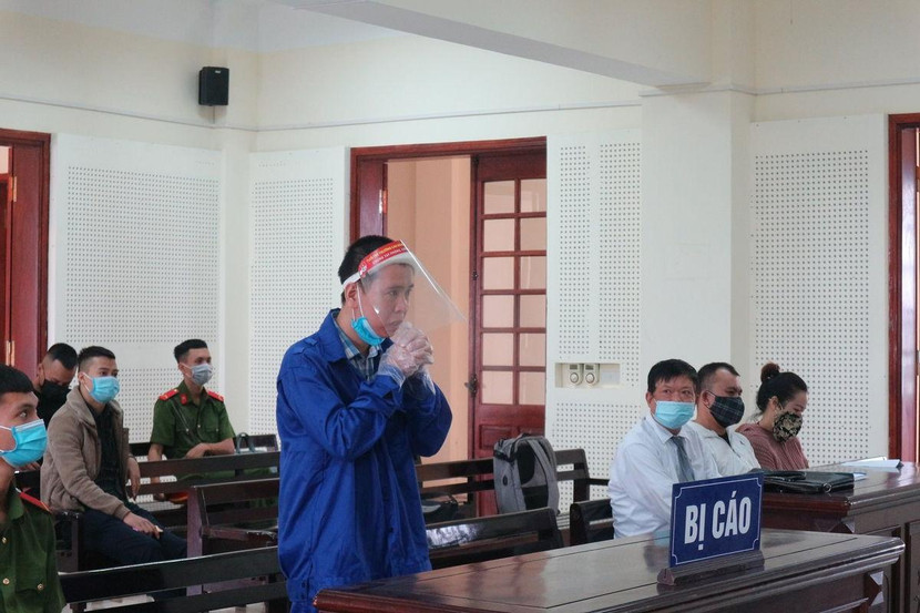 Trần Văn Sơn trong phiên xét xử