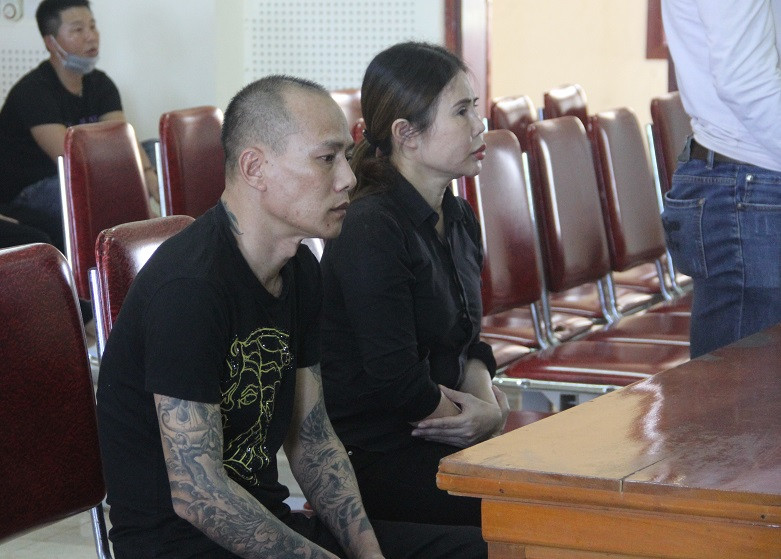 Phượng và Trường trong phiên xét xử