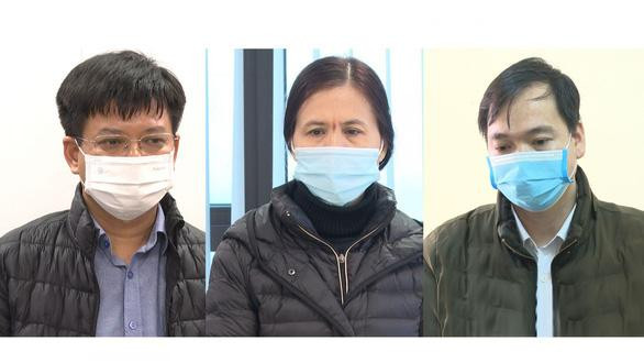 Ông Nguyễn Huy Thao (bên trái) đã bị Cơ quan Cảnh sát điều tra Công an tỉnh Bắc Giang khởi tố Ông Nguyễn Huy Thao (bên trái) đã bị Cơ quan Cảnh sát điều tra Công an tỉnh Bắc Giang khởi tố