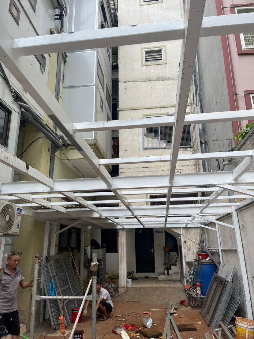 Cơ sở số 10, ngõ 94 Hồ Tùng Mậu, phường Mai Dịch đang khắc phục tồn tại vi phạm PCCC Cơ sở số 10, ngõ 94 Hồ Tùng Mậu, phường Mai Dịch đang khắc phục tồn tại vi phạm PCCC