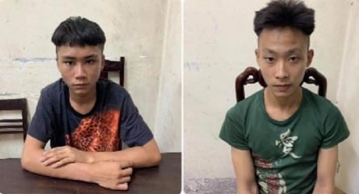 Thành và Sam tại cơ quan công an