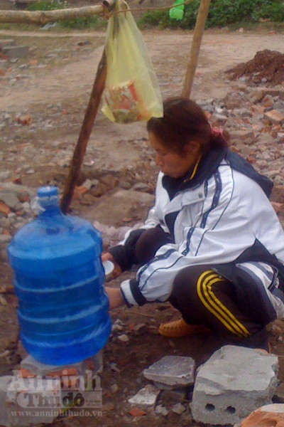 Xem cảnh sống khổ của vợ Đoàn Văn Vươn ảnh 3