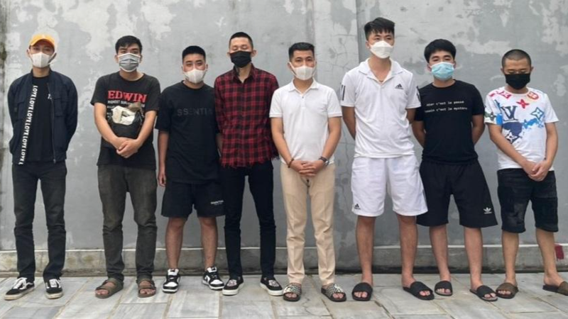 Các đối tượng trong đường dây bị bắt