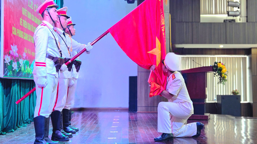 Nghi thức tuyên thệ tại lễ công bố thành lập 30 Đội CC&CNCH khu vực Nghi thức tuyên thệ tại lễ công bố thành lập 30 Đội CC&CNCH khu vực