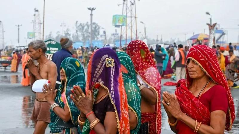 Hàng chục nghìn tín đồ tham gia lễ hội ở Ấn Độ (Ảnh: AFP) Hàng chục nghìn tín đồ tham gia lễ hội ở Ấn Độ (Ảnh: AFP)