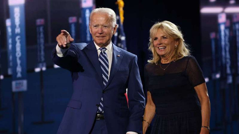 Ứng viên Dân chủ Joe Biden và vợ Jill Biden tại Đại hội Toàn quốc đảng Dân chủ ở Delaware tháng 8-2020