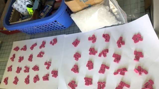 Số ma túy cùng các tang vật thu giữ được trong vụ án Số ma túy cùng các tang vật thu giữ được trong vụ án