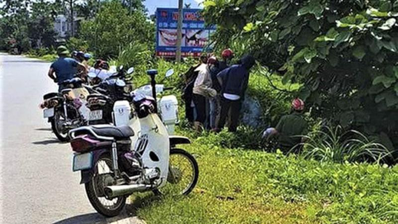 Nơi bé sơ sinh bị bỏ rơi (Ảnh: Zing)