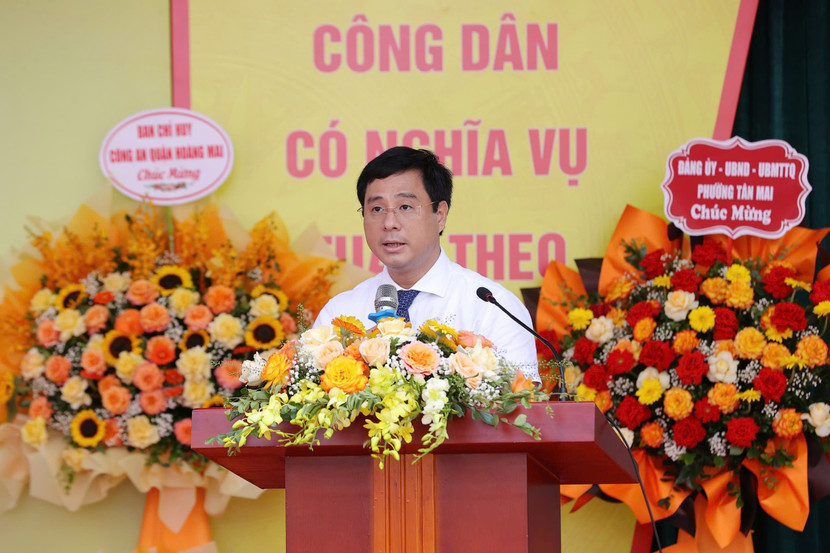 Ông Nguyễn Minh Tâm, Phó Bí thư Quận ủy, Chủ tịch UBND quận Hoàng Mai phát biểu tại ngày hội