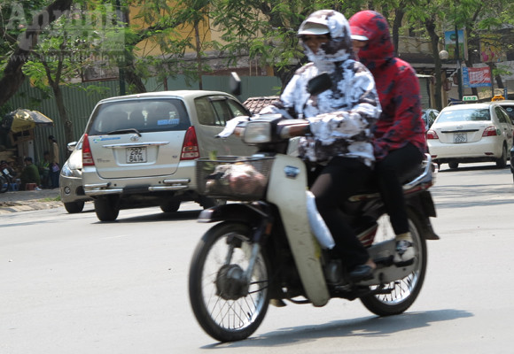 Chùm ảnh: "Nin-ja" trên phố phường Hà Nội ảnh 13 Chùm ảnh: "Nin-ja" trên phố phường Hà Nội ảnh 13