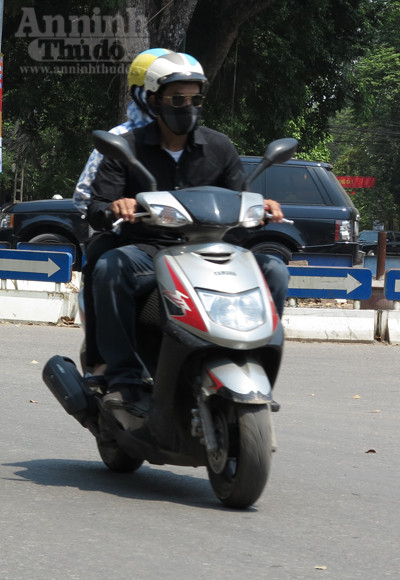 Chùm ảnh: "Nin-ja" trên phố phường Hà Nội ảnh 4