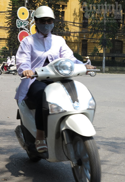 Chùm ảnh: "Nin-ja" trên phố phường Hà Nội ảnh 5 Chùm ảnh: "Nin-ja" trên phố phường Hà Nội ảnh 5