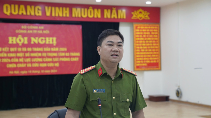 Đại tá Dương Đức Hải, Phó Giám đốc CATP phát biểu tại hội nghị Đại tá Dương Đức Hải, Phó Giám đốc CATP phát biểu tại hội nghị