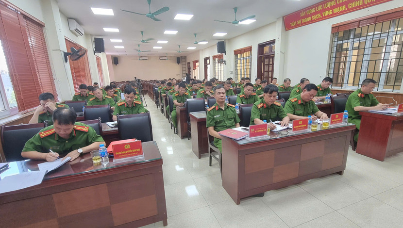 CATP đánh giá cao kết quả tuần tra, chốt chặn của 3 đơn vị Công an quận Hà Đông, huyện Chương Mỹ, Thanh Oai