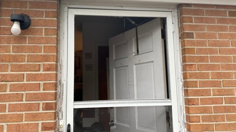 Ngôi nhà bị cướp đột nhập ở Bắc Carolina, Mỹ ngày 13-2 Ngôi nhà bị cướp đột nhập ở Bắc Carolina, Mỹ ngày 13-2