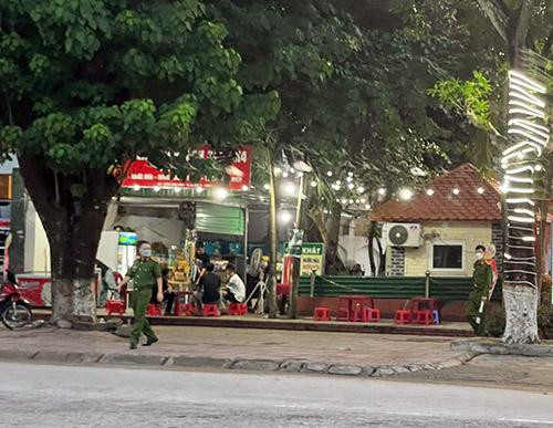 Công an phong tỏa hiện trường để làm rõ nguyên nhân