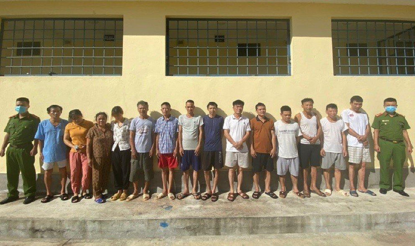 Các đối tượng trong đường dây đánh bạc vừa bị triệt phá Các đối tượng trong đường dây đánh bạc vừa bị triệt phá