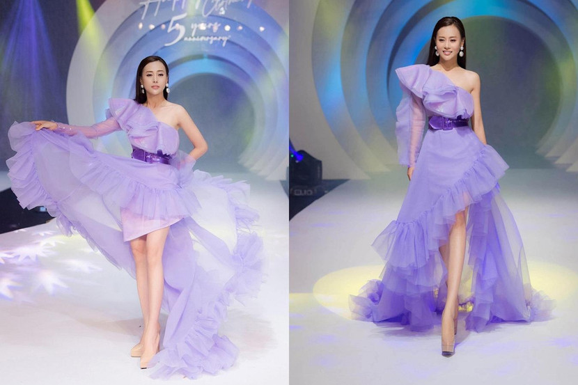 Cứ mỗi lần sải bước trên sàn diễn thì Phương Oanh lại được ưu ái dành cho vị trí vedette đắt giá