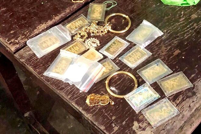 Số vàng lớn đã bị Thu cố tình đánh cắp của bạn làm ăn.