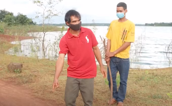 Các nghi phạm thực nghiệm hành vi tại hiện trường, sáng 20-9