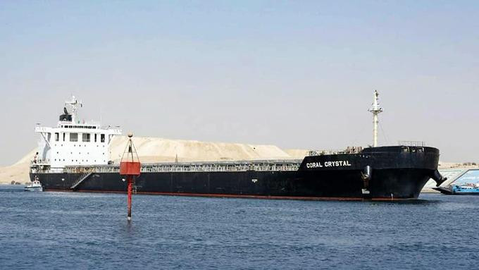 Tàu hàng Coral Crystal.