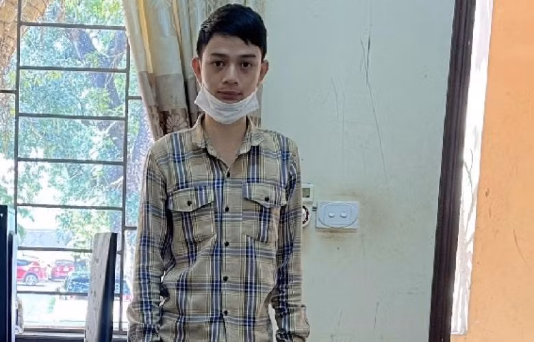 Nguyễn Văn Huy tại cơ quan công an