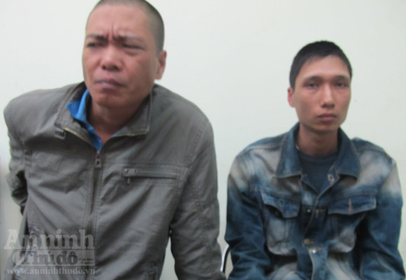 Bị bắt nóng khi đang bẻ gương xế sang ảnh 1