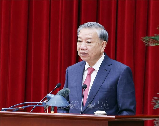 Tổng Bí thư Tô Lâm phát biểu bế mạc Hội nghị lần thứ 13 Ban Chấp hành Trung ương Đảng khóa XIII. (Ảnh: Thống Nhất/TTXVN)