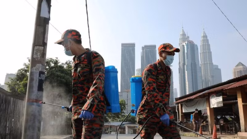 Số ca mắc mới tại Malaysia ngày càng tăng cao, bất chấp những nỗ lực kiểm soát dịch bệnh của chính phủ