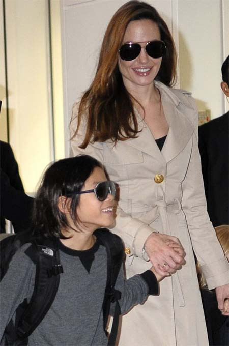 Đại gia đình 'ông bà Smith' thuê máy bay, ra Côn Đảo ảnh 4