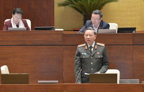 Bộ trưởng Bộ Công an Tô Lâm phát biểu trước Quốc hội