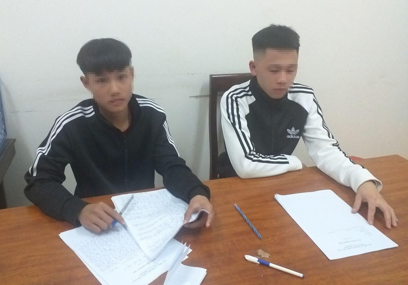 H. và D. tại cơ quan công an H. và D. tại cơ quan công an