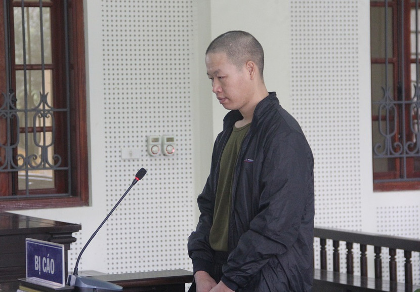 Lầu Bá Chù trong phiên xét xử