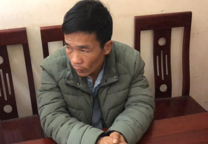 Trương Văn Hạnh tại cơ quan công an (ảnh công an cung cấp)