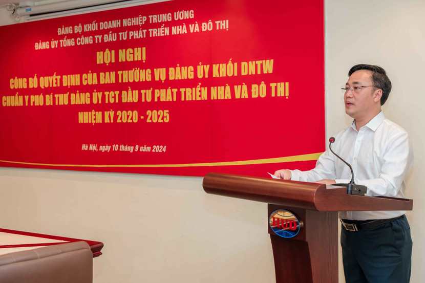 Thứ trưởng Bộ Xây dựng Nguyễn Việt Hùng Thứ trưởng Bộ Xây dựng Nguyễn Việt Hùng