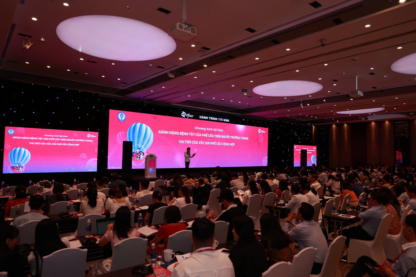 Toàn cảnh hội nghị