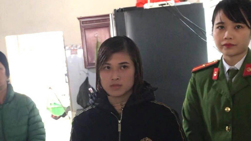 Đối tượng Tạ Thị Suối Vân tại cơ quan công an Đối tượng Tạ Thị Suối Vân tại cơ quan công an