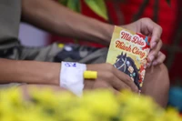 Những “màu đỏ không Tết” do sốt xuất huyết Dengue và cuộc chiến giành lại mùa Xuân