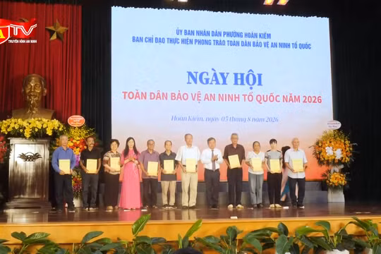 Phường Hoàn Kiếm đẩy mạnh phong trào Toàn dân bảo vệ an ninh Tổ quốc
